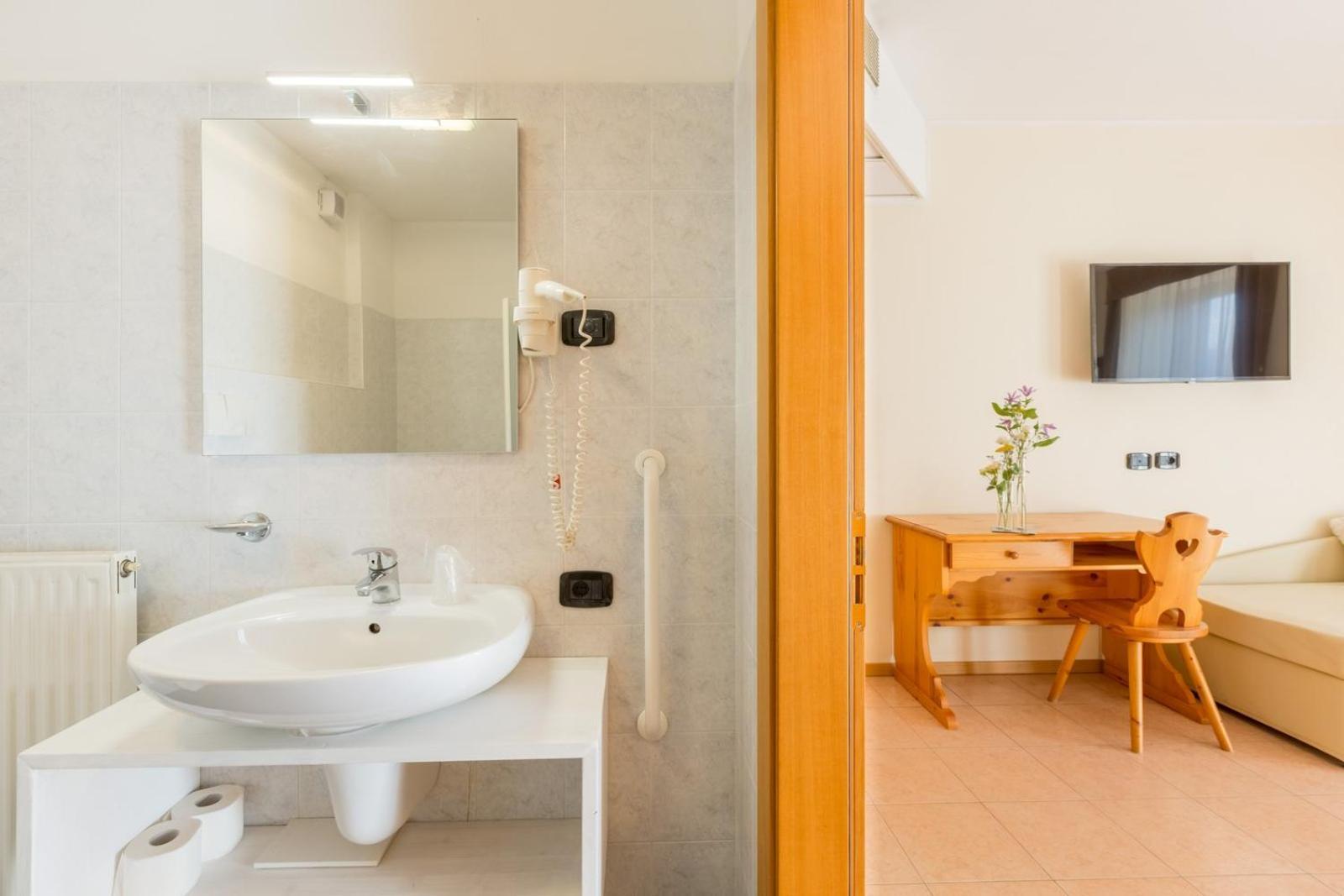 Agritur Eden Marone Villa Riva del Garda Ngoại thất bức ảnh