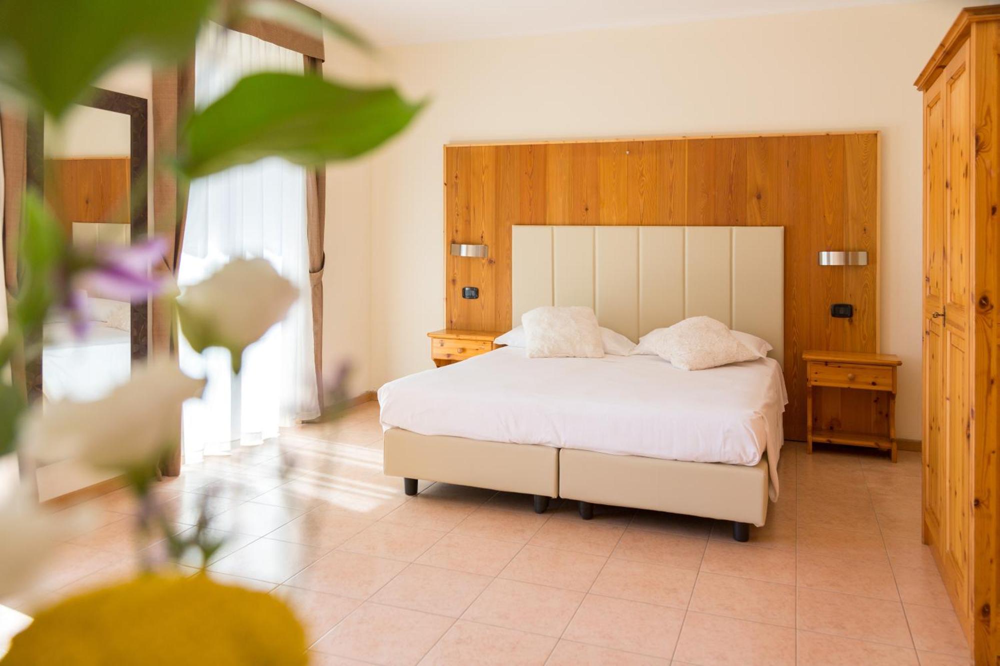 Agritur Eden Marone Villa Riva del Garda Ngoại thất bức ảnh